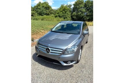 Mercedes-Benz B 180 Gebrauchtwagen