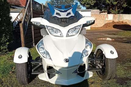 Can-Am Spyder RT 