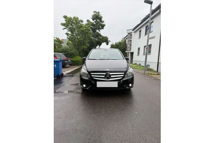 Mercedes-Benz B 180 Gebrauchtwagen