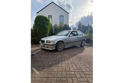 BMW 323 Gebrauchtwagen