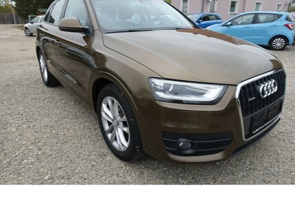 Audi Q3 2.0 TDI quattro Bi-Xenon Navi PDC S-Line 8x Alu Gebrauchtwagen