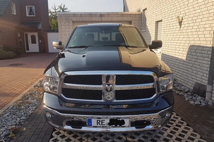 Dodge Ram 2500 Crew Cab Pick-up Gebrauchtwagen