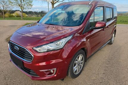 Ford Grand Tourneo Gebrauchtwagen