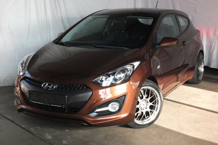 Hyundai i30 KLIMAAUTOMATIK SPORT LMF/BREITREIFEN Gebrauchtwagen