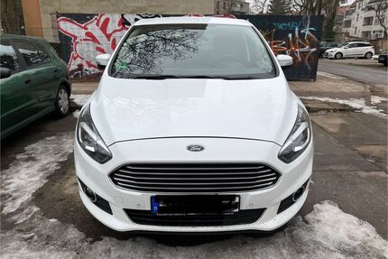 Ford S-Max Gebrauchtwagen