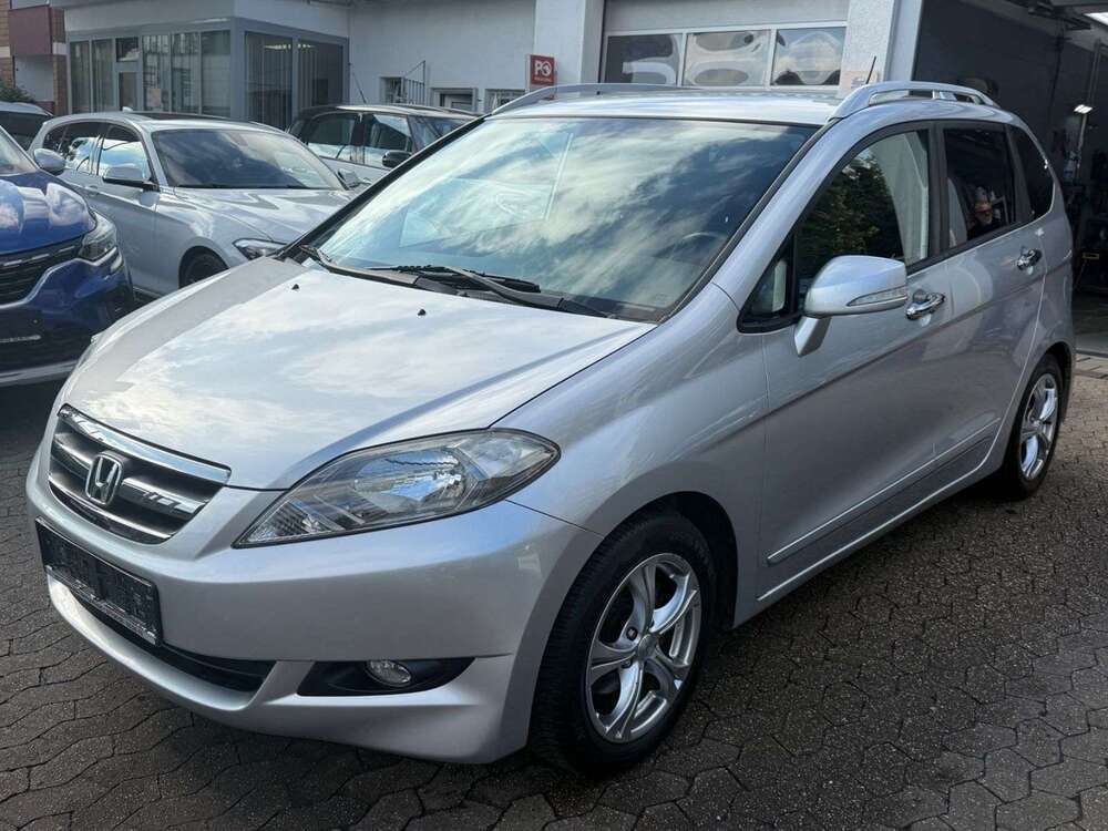 FR-V