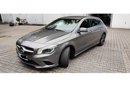 Mercedes-Benz CLA 180 Shooting Brake Gebrauchtwagen