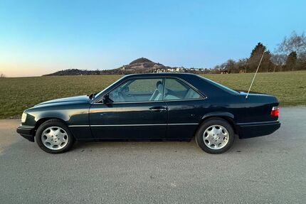 Mercedes-Benz 220 Gebrauchtwagen