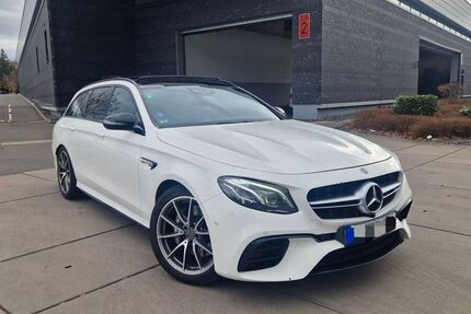 Mercedes-Benz E 63 AMG Gebrauchtwagen