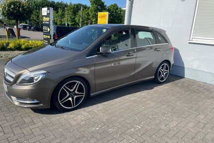 Mercedes-Benz B 180 Gebrauchtwagen