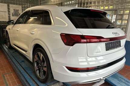 Audi e-tron Gebrauchtwagen