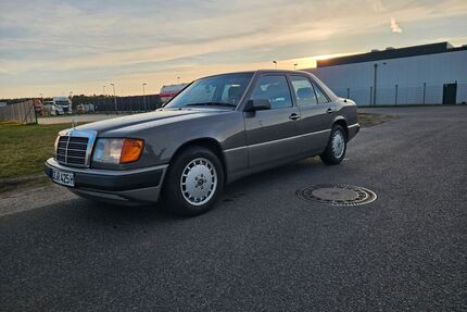 Mercedes-Benz 260 Gebrauchtwagen