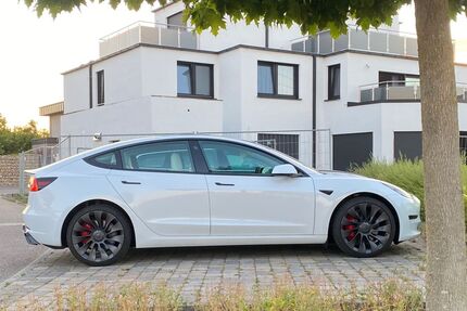 Tesla Model 3 Gebrauchtwagen