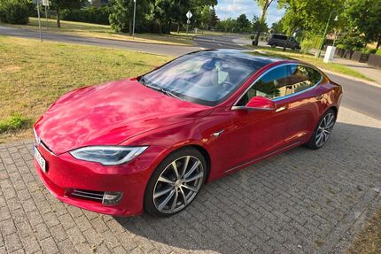 Tesla Model S Gebrauchtwagen