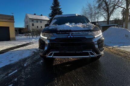 Toyota Outlander 