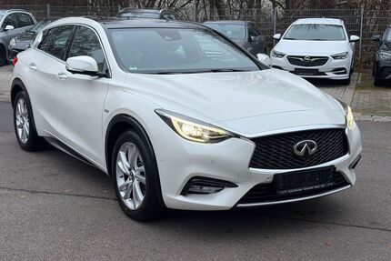INFINITI Q30 Gebrauchtwagen
