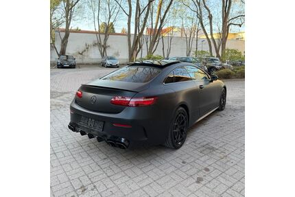 Mercedes-Benz E 300 Gebrauchtwagen