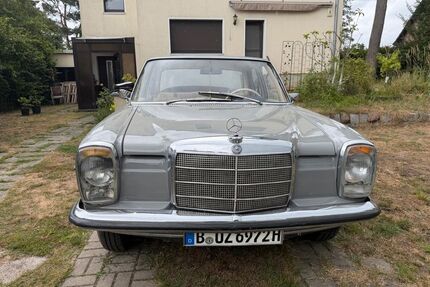 Mercedes-Benz 220 Gebrauchtwagen