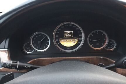 Mercedes-Benz E 220 Gebrauchtwagen