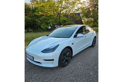 Tesla Model 3 Gebrauchtwagen