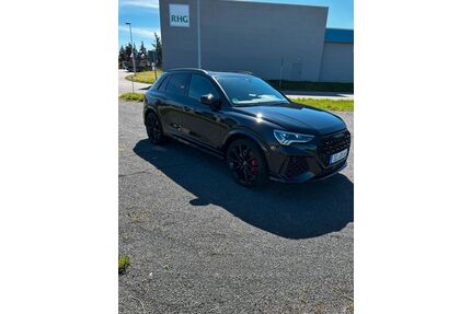 Audi RSQ3 Gebrauchtwagen