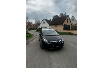 Opel Zafira Tourer Gebrauchtwagen