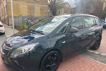Opel Zafira Tourer Gebrauchtwagen