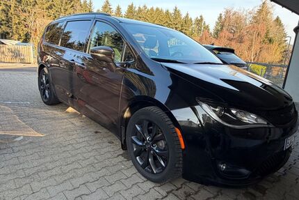 Chrysler Pacifica Gebrauchtwagen