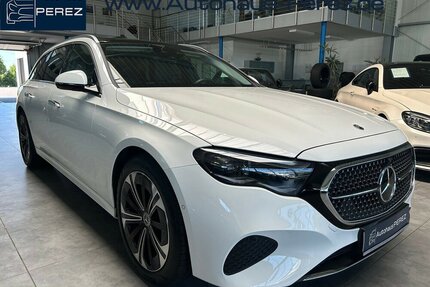 Mercedes-Benz E 300 T de AVANTGARDE AIRMATIC-DISTRONIC-PANO-19 