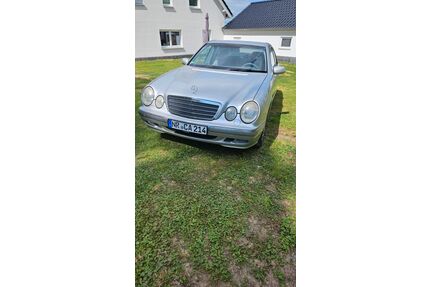 Mercedes-Benz E 240 Gebrauchtwagen