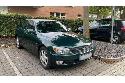 Lexus IS 200 Gebrauchtwagen