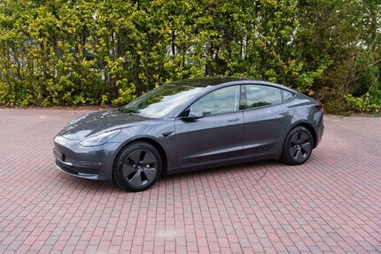 Tesla Model 3 Gebrauchtwagen