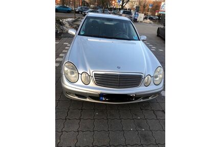 Mercedes-Benz E 220 Gebrauchtwagen