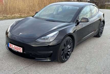 Tesla Model 3 Gebrauchtwagen