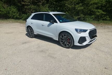 Audi RSQ3 Gebrauchtwagen