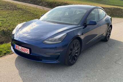 Tesla Model 3 Gebrauchtwagen