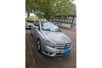 Mercedes-Benz B 180 Gebrauchtwagen