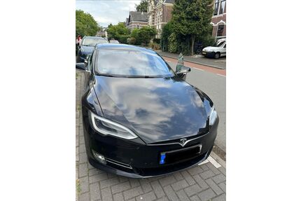 Tesla Model S Gebrauchtwagen
