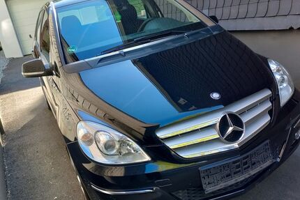 Mercedes-Benz B 180 Gebrauchtwagen