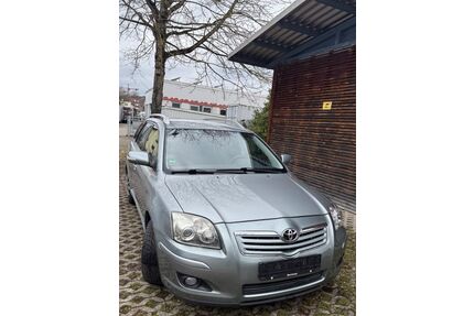 Toyota Avensis Gebrauchtwagen