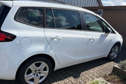 Opel Zafira Tourer Gebrauchtwagen