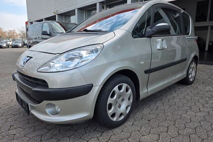 Peugeot 1007 Gebrauchtwagen