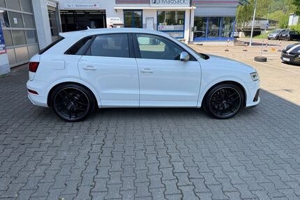 Audi RSQ3 Gebrauchtwagen