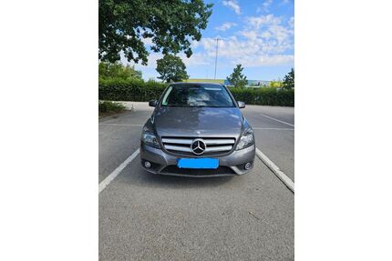 Mercedes-Benz B 200 Gebrauchtwagen
