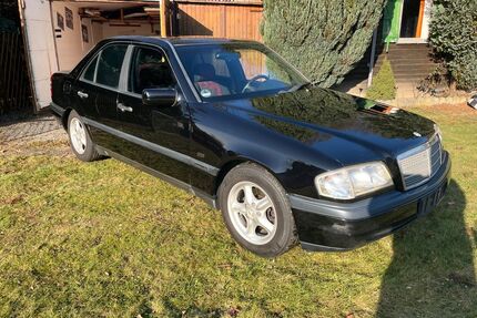 Mercedes-Benz C 180 Gebrauchtwagen