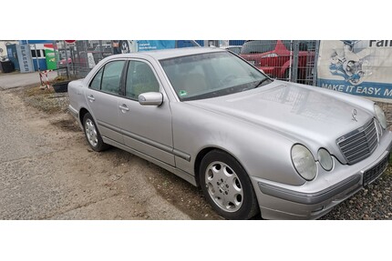 Mercedes-Benz E 200 Gebrauchtwagen