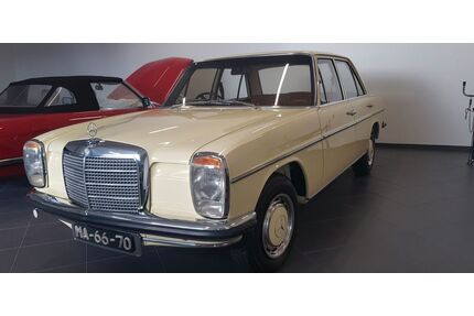 Mercedes-Benz 230 Gebrauchtwagen