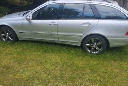 Mercedes-Benz 320 Gebrauchtwagen