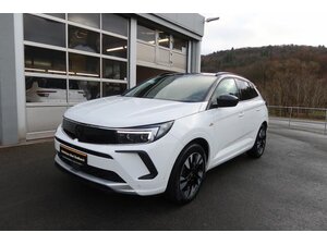 Opel Grandland Ultimate Plug-in-Hybrid 4 Gebrauchtwagen