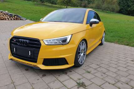 Audi S1 